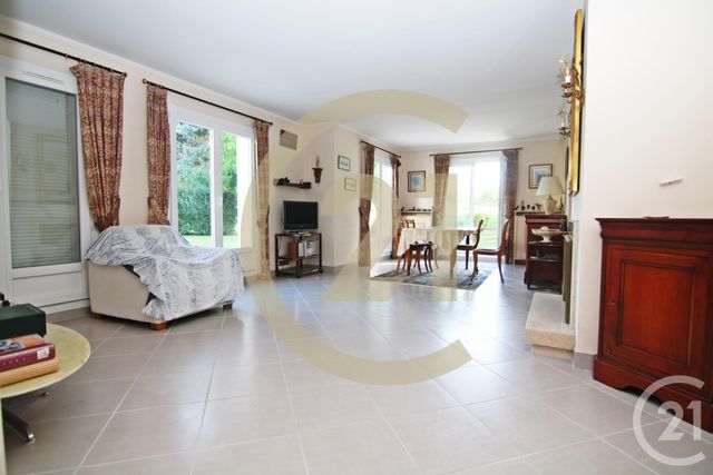  - BUSSY ST GEORGES - 