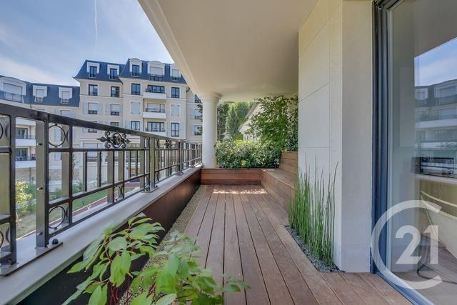 Appartement T4 à vendre - 4 pièces - 75.67 m2 - NOISY LE GRAND - 93 - ILE-DE-FRANCE - Century 21 Agence Parc Avenue