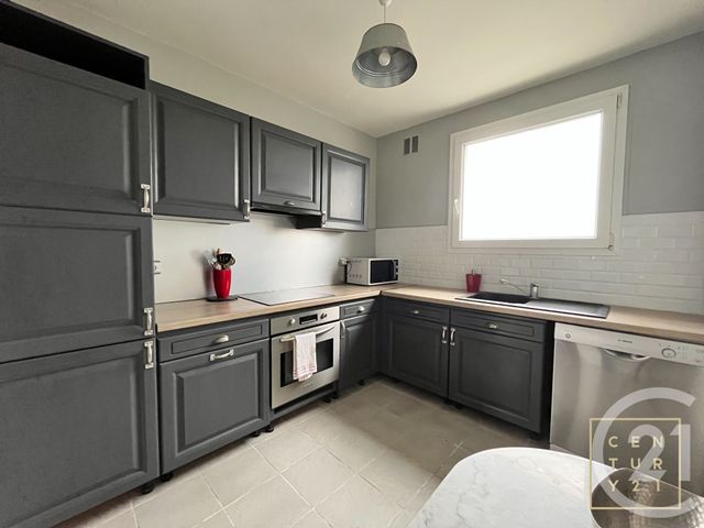 Appartement F3 à vendre - 3 pièces - 73.58 m2 - NOISY LE GRAND - 93 - ILE-DE-FRANCE - Century 21 Agence Parc Avenue