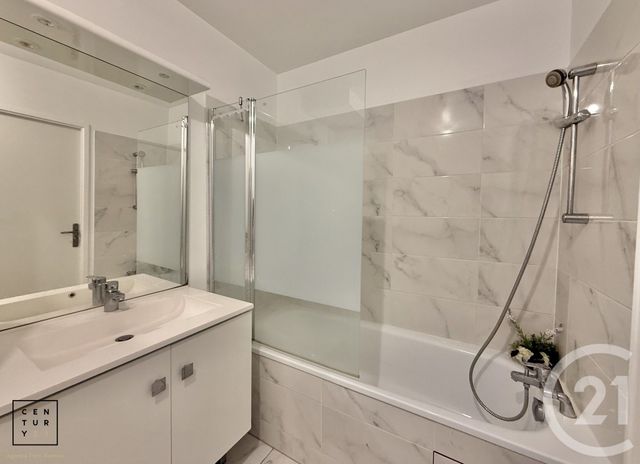 Afficher la photo en grand Appartement F4 à vendre - 4 pièces - 80.05 m2 - BUSSY ST GEORGES - 77 - ILE-DE-FRANCE - Century 21 Agence Parc Avenue