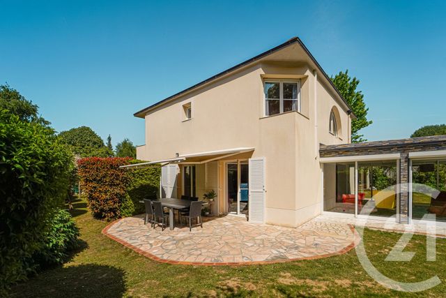 maison à vendre - 6 pièces - 220.75 m2 - BUSSY ST GEORGES - 77 - ILE-DE-FRANCE - Century 21 Agence Parc Avenue