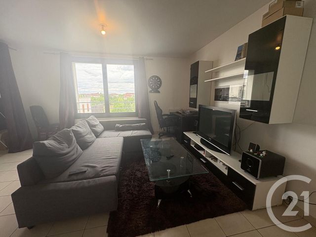 Appartement à vendre - 2 pièces - 37.0 m2 - BUSSY ST GEORGES - 77 - ILE-DE-FRANCE - Century 21 Agence Parc Avenue
