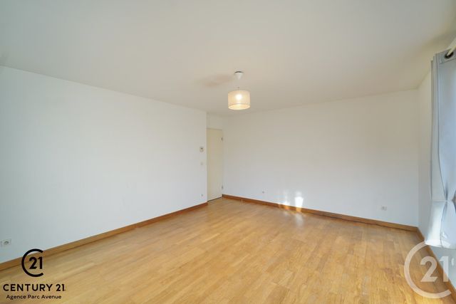 Appartement F3 à vendre - 3 pièces - 65.57 m2 - BUSSY ST GEORGES - 77 - ILE-DE-FRANCE - Century 21 Agence Parc Avenue