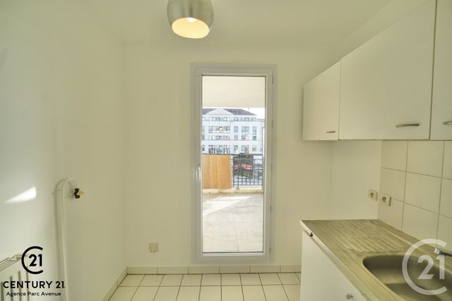 Appartement F3 à vendre - 3 pièces - 65.57 m2 - BUSSY ST GEORGES - 77 - ILE-DE-FRANCE - Century 21 Agence Parc Avenue