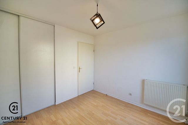 Appartement F3 à vendre - 3 pièces - 65.57 m2 - BUSSY ST GEORGES - 77 - ILE-DE-FRANCE - Century 21 Agence Parc Avenue