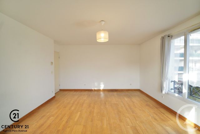 Appartement F3 à vendre - 3 pièces - 65.57 m2 - BUSSY ST GEORGES - 77 - ILE-DE-FRANCE - Century 21 Agence Parc Avenue