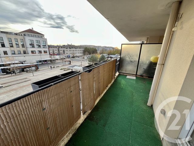 Appartement F3 à vendre - 3 pièces - 65.57 m2 - BUSSY ST GEORGES - 77 - ILE-DE-FRANCE - Century 21 Agence Parc Avenue