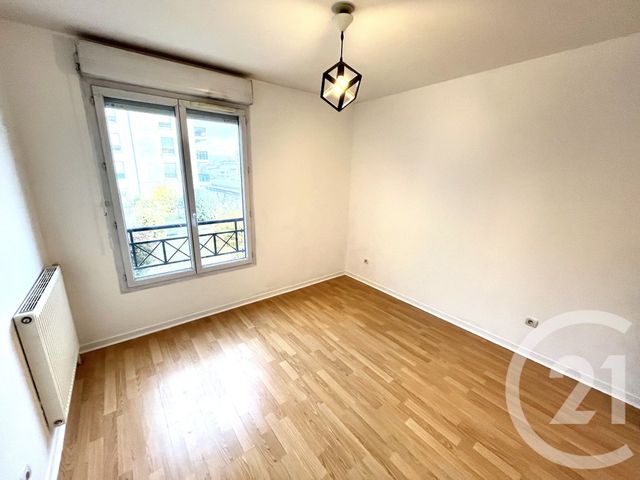 Appartement F3 à vendre - 3 pièces - 65.57 m2 - BUSSY ST GEORGES - 77 - ILE-DE-FRANCE - Century 21 Agence Parc Avenue
