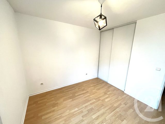 Appartement F3 à vendre - 3 pièces - 65.57 m2 - BUSSY ST GEORGES - 77 - ILE-DE-FRANCE - Century 21 Agence Parc Avenue