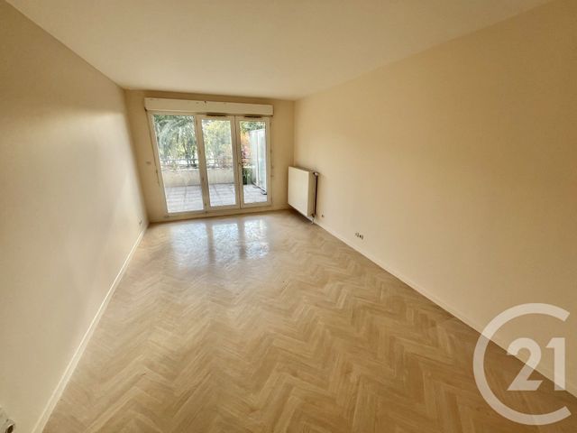 Appartement F2 à louer - 2 pièces - 43.73 m2 - TORCY - 77 - ILE-DE-FRANCE - Century 21 Agence Parc Avenue