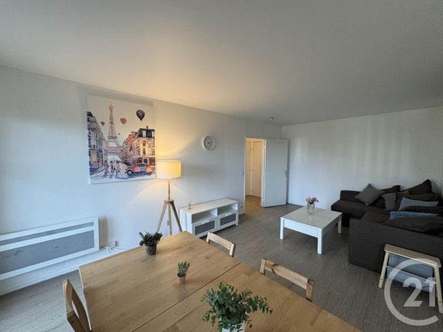 Afficher la photo en grand Appartement F2 à louer - 2 pièces - 45.83 m2 - SERRIS - 77 - ILE-DE-FRANCE - Century 21 Agence Parc Avenue