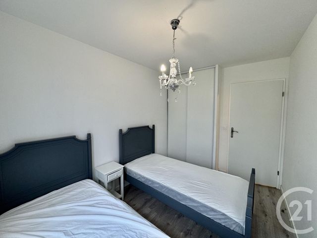 Appartement F3 à louer - 3 pièces - 65.6 m2 - SERRIS - 77 - ILE-DE-FRANCE - Century 21 Agence Parc Avenue