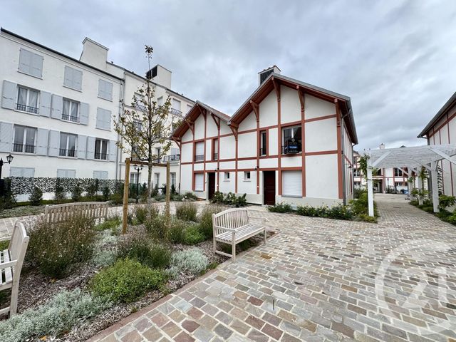 Afficher la photo en grand Appartement F5 à louer - 5 pièces - 98.5 m2 - SERRIS - 77 - ILE-DE-FRANCE - Century 21 Agence Parc Avenue