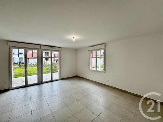 Afficher la photo en grand Appartement F5 à louer - 5 pièces - 98.5 m2 - SERRIS - 77 - ILE-DE-FRANCE - Century 21 Agence Parc Avenue