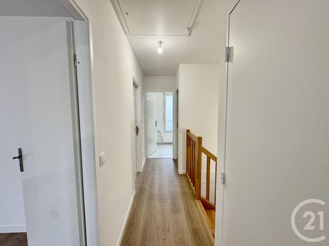 Afficher la photo en grand Appartement F5 à louer - 5 pièces - 98.5 m2 - SERRIS - 77 - ILE-DE-FRANCE - Century 21 Agence Parc Avenue