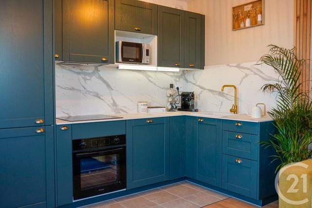 Appartement à louer - 2 pièces - 47.9 m2 - SERRIS - 77 - ILE-DE-FRANCE - Century 21 Agence Parc Avenue