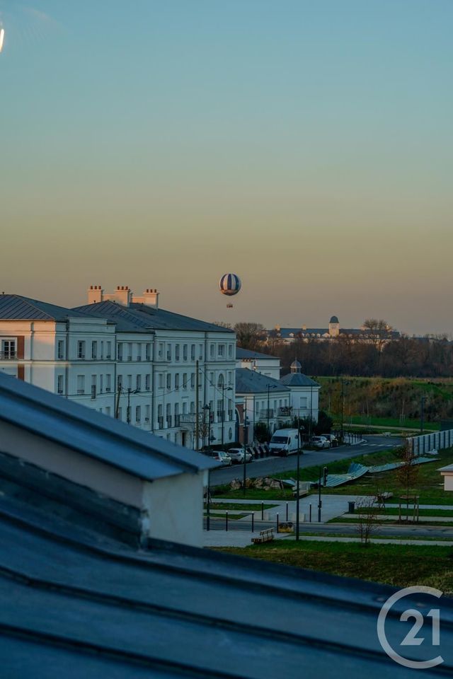 Appartement à louer - 2 pièces - 47.9 m2 - SERRIS - 77 - ILE-DE-FRANCE - Century 21 Agence Parc Avenue