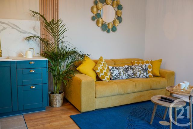 Appartement à louer - 2 pièces - 47.9 m2 - SERRIS - 77 - ILE-DE-FRANCE - Century 21 Agence Parc Avenue