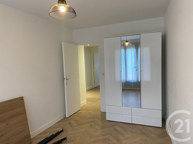 Appartement F3 à louer - 3 pièces - 76.43 m2 - LIVRY GARGAN - 93 - ILE-DE-FRANCE - Century 21 Agence Parc Avenue