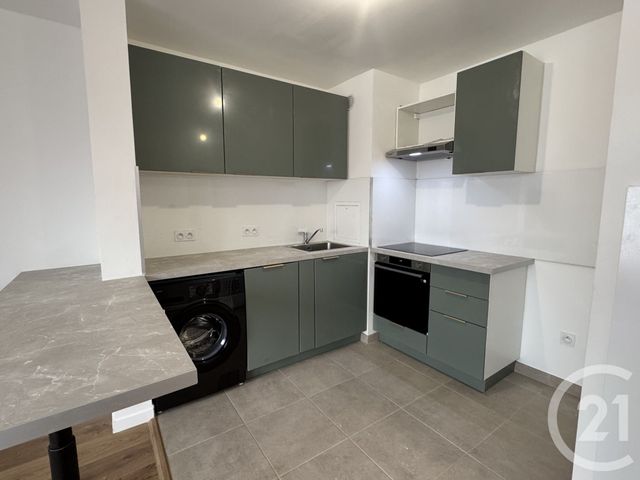 Appartement F2 à louer - 2 pièces - 41.46 m2 - SERRIS - 77 - ILE-DE-FRANCE - Century 21 Agence Parc Avenue