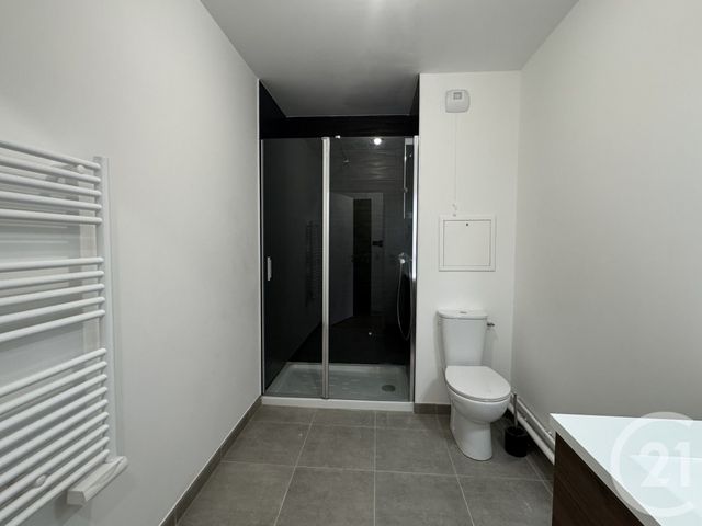 Appartement F2 à louer - 2 pièces - 41.46 m2 - SERRIS - 77 - ILE-DE-FRANCE - Century 21 Agence Parc Avenue