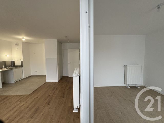 Appartement F2 à louer - 2 pièces - 41.46 m2 - SERRIS - 77 - ILE-DE-FRANCE - Century 21 Agence Parc Avenue