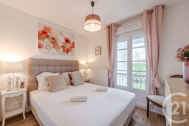 Appartement F2 à louer - 2 pièces - 40.47 m2 - SERRIS - 77 - ILE-DE-FRANCE - Century 21 Agence Parc Avenue
