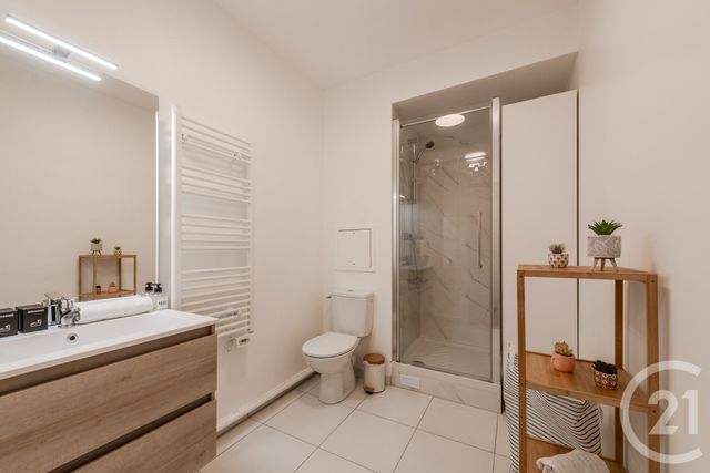 Appartement Duplex à louer - 2 pièces - 35.7 m2 - COUPVRAY - 77 - ILE-DE-FRANCE - Century 21 Agence Parc Avenue