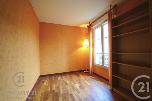 Appartement F3 à vendre - 3 pièces - 57.29 m2 - BUSSY ST GEORGES - 77 - ILE-DE-FRANCE - Century 21 Agence Parc Avenue