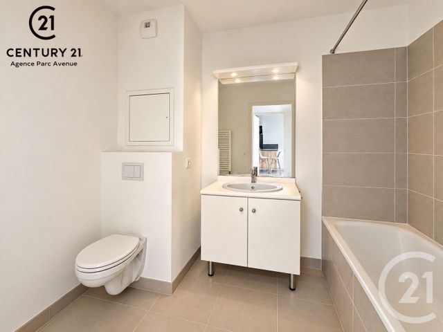 Appartement F2 à vendre - 2 pièces - 41.68 m2 - FERRIERES EN BRIE - 77 - ILE-DE-FRANCE - Century 21 Agence Parc Avenue