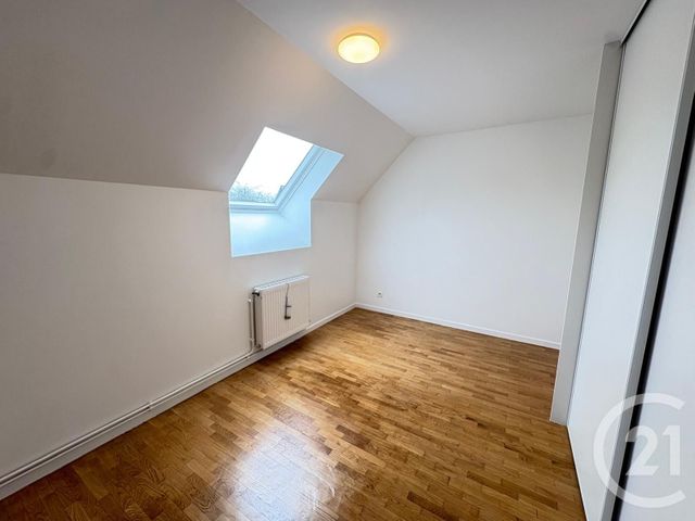 maison à louer - 5 pièces - 116.0 m2 - CHANTELOUP EN BRIE - 77 - ILE-DE-FRANCE - Century 21 Agence Parc Avenue