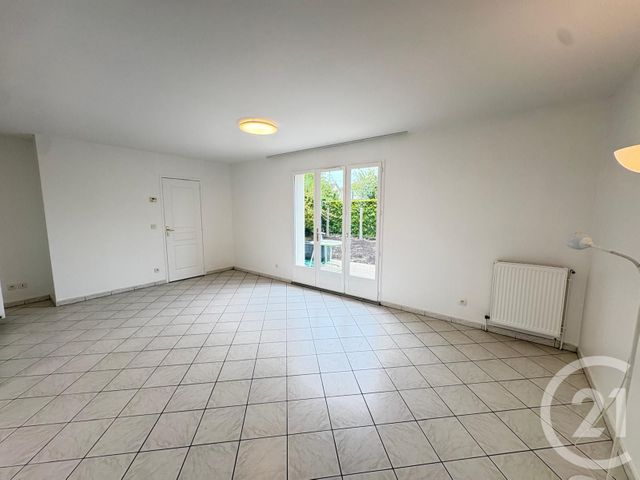 maison à louer - 5 pièces - 116.0 m2 - CHANTELOUP EN BRIE - 77 - ILE-DE-FRANCE - Century 21 Agence Parc Avenue