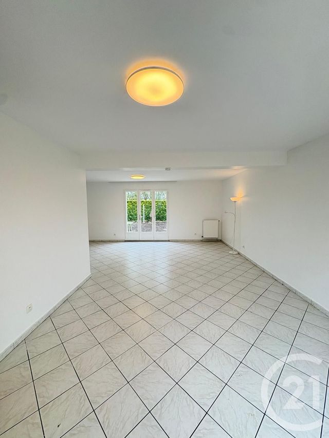 maison à louer - 5 pièces - 116.0 m2 - CHANTELOUP EN BRIE - 77 - ILE-DE-FRANCE - Century 21 Agence Parc Avenue