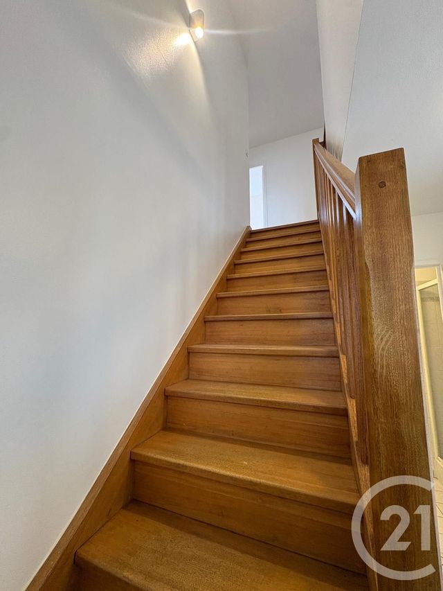 maison à louer - 5 pièces - 116.0 m2 - CHANTELOUP EN BRIE - 77 - ILE-DE-FRANCE - Century 21 Agence Parc Avenue