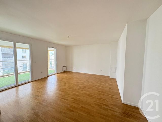 Appartement F3 à louer - 3 pièces - 73.3 m2 - BUSSY ST GEORGES - 77 - ILE-DE-FRANCE - Century 21 Agence Parc Avenue