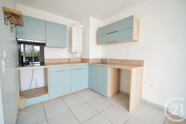 Appartement F2 à vendre - 2 pièces - 43.56 m2 - VILLENEUVE ST DENIS - 77 - ILE-DE-FRANCE - Century 21 Agence Parc Avenue