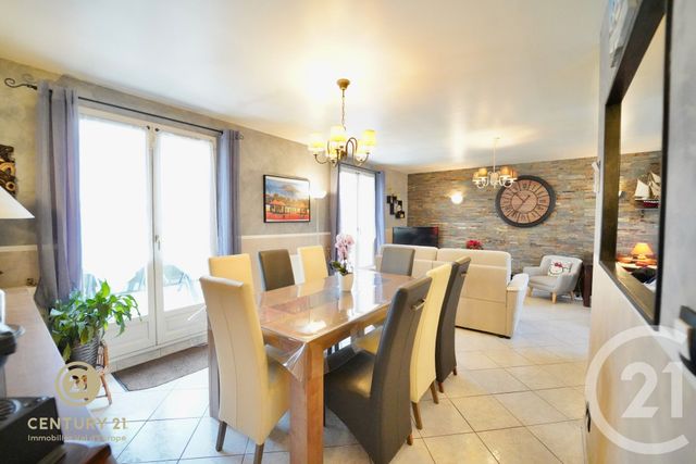 maison à vendre - 8 pièces - 163.66 m2 - BAILLY ROMAINVILLIERS - 77 - ILE-DE-FRANCE - Century 21 Agence Parc Avenue