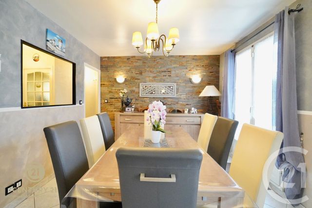 maison à vendre - 8 pièces - 163.66 m2 - BAILLY ROMAINVILLIERS - 77 - ILE-DE-FRANCE - Century 21 Agence Parc Avenue