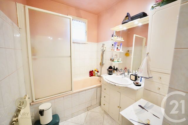 maison à vendre - 8 pièces - 163.66 m2 - BAILLY ROMAINVILLIERS - 77 - ILE-DE-FRANCE - Century 21 Agence Parc Avenue