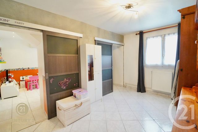 maison à vendre - 8 pièces - 163.66 m2 - BAILLY ROMAINVILLIERS - 77 - ILE-DE-FRANCE - Century 21 Agence Parc Avenue