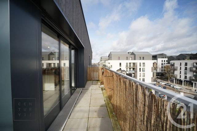 Appartement Duplex à vendre - 4 pièces - 80.01 m2 - MONTEVRAIN - 77 - ILE-DE-FRANCE - Century 21 Agence Parc Avenue