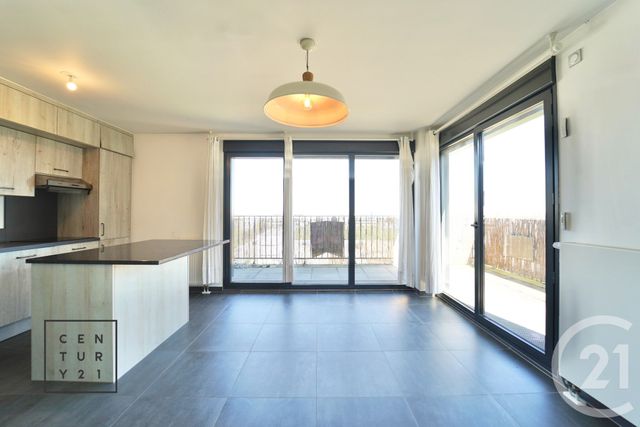Appartement Duplex à vendre - 4 pièces - 80.01 m2 - MONTEVRAIN - 77 - ILE-DE-FRANCE - Century 21 Agence Parc Avenue