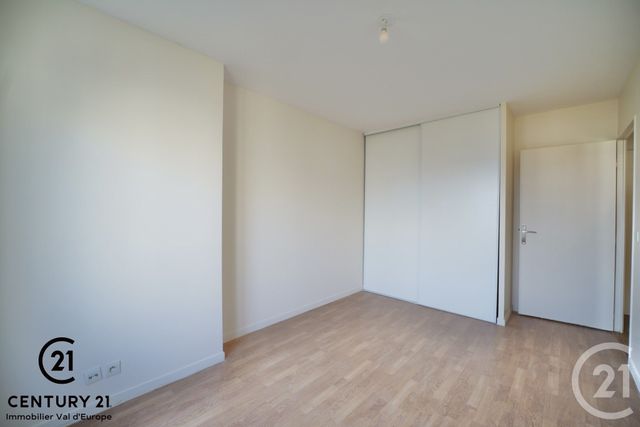 Appartement F4 à vendre - 4 pièces - 83.97 m2 - SERRIS - 77 - ILE-DE-FRANCE - Century 21 Agence Parc Avenue