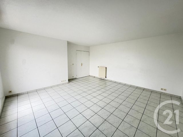 Appartement F4 à vendre - 4 pièces - 84.0 m2 - SERRIS - 77 - ILE-DE-FRANCE - Century 21 Agence Parc Avenue