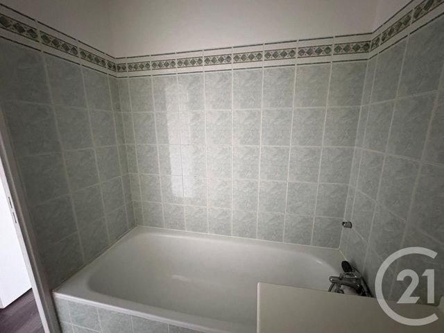 Appartement F4 à vendre - 4 pièces - 84.0 m2 - SERRIS - 77 - ILE-DE-FRANCE - Century 21 Agence Parc Avenue