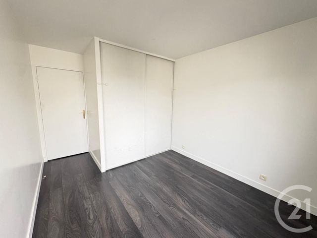 Appartement F4 à vendre - 4 pièces - 84.0 m2 - SERRIS - 77 - ILE-DE-FRANCE - Century 21 Agence Parc Avenue