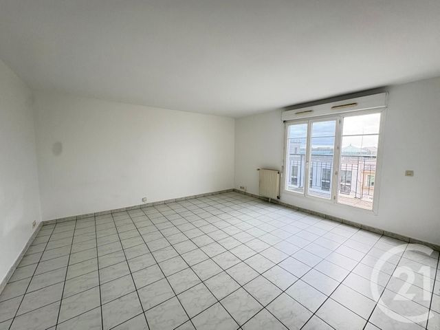 Appartement F4 à vendre - 4 pièces - 84.0 m2 - SERRIS - 77 - ILE-DE-FRANCE - Century 21 Agence Parc Avenue