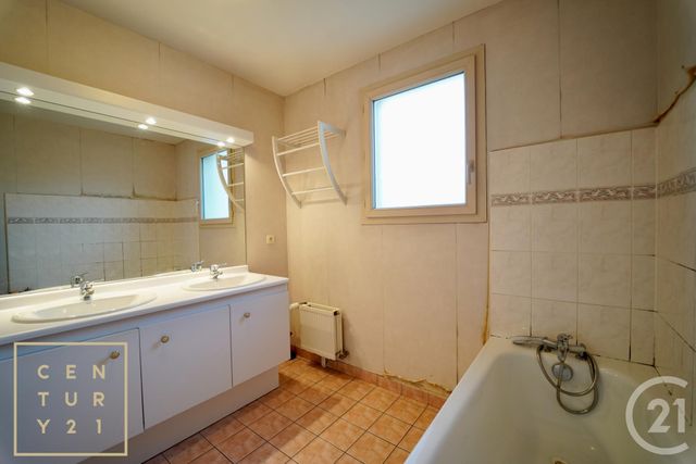 maison à vendre - 5 pièces - 134.05 m2 - SERRIS - 77 - ILE-DE-FRANCE - Century 21 Agence Parc Avenue