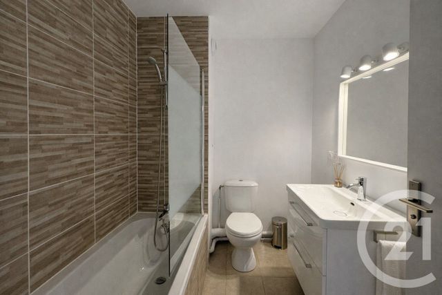 Appartement F5 à vendre - 5 pièces - 94.72 m2 - SERRIS - 77 - ILE-DE-FRANCE - Century 21 Agence Parc Avenue