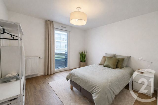 Appartement F5 à vendre - 5 pièces - 94.72 m2 - SERRIS - 77 - ILE-DE-FRANCE - Century 21 Agence Parc Avenue